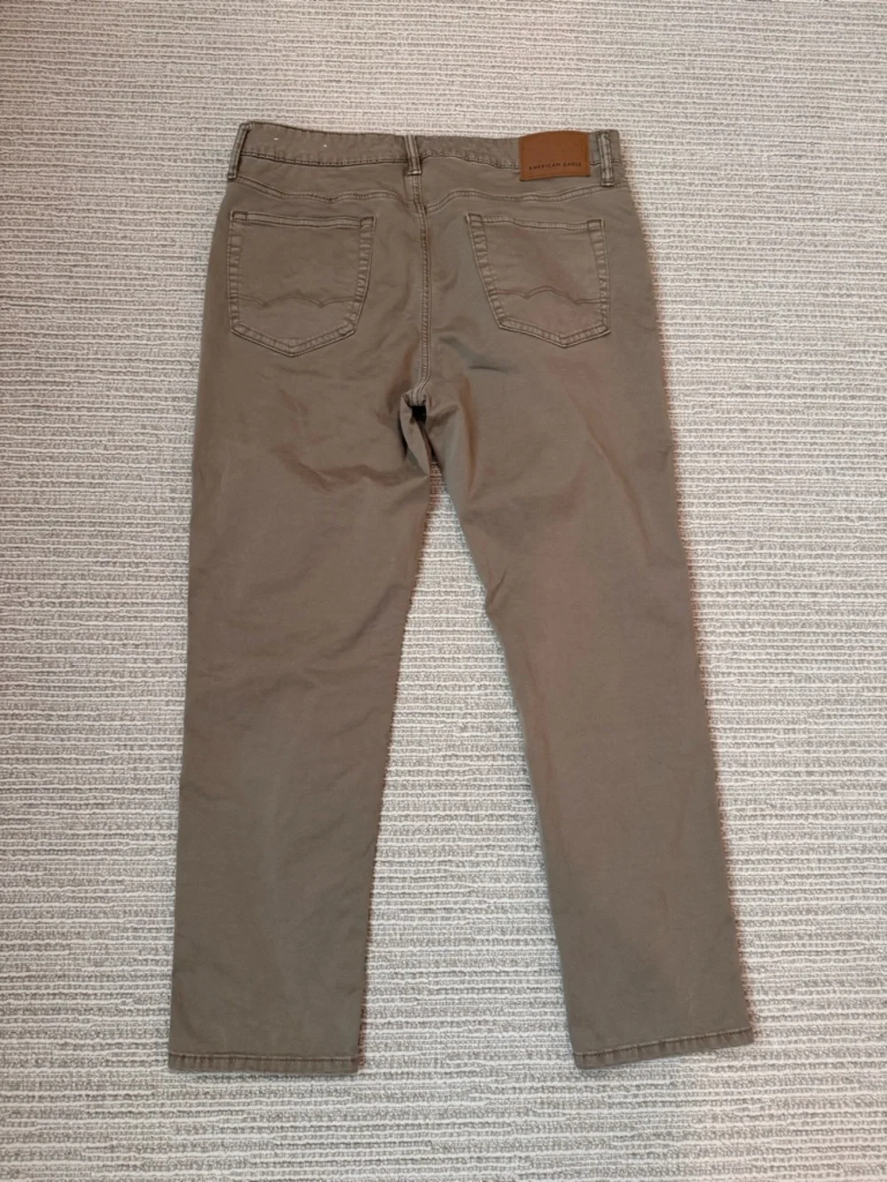 American Eagle Outfitters Men's Chinos in Tan - Picture 2 of 5